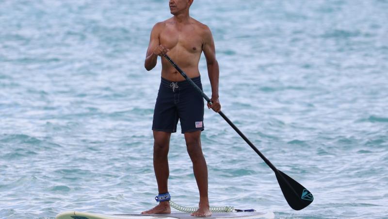 Barack Obama, vacanță în Hawaii, în timp ce Rusia a început un război cu Ucraina. Cum a fost surprins