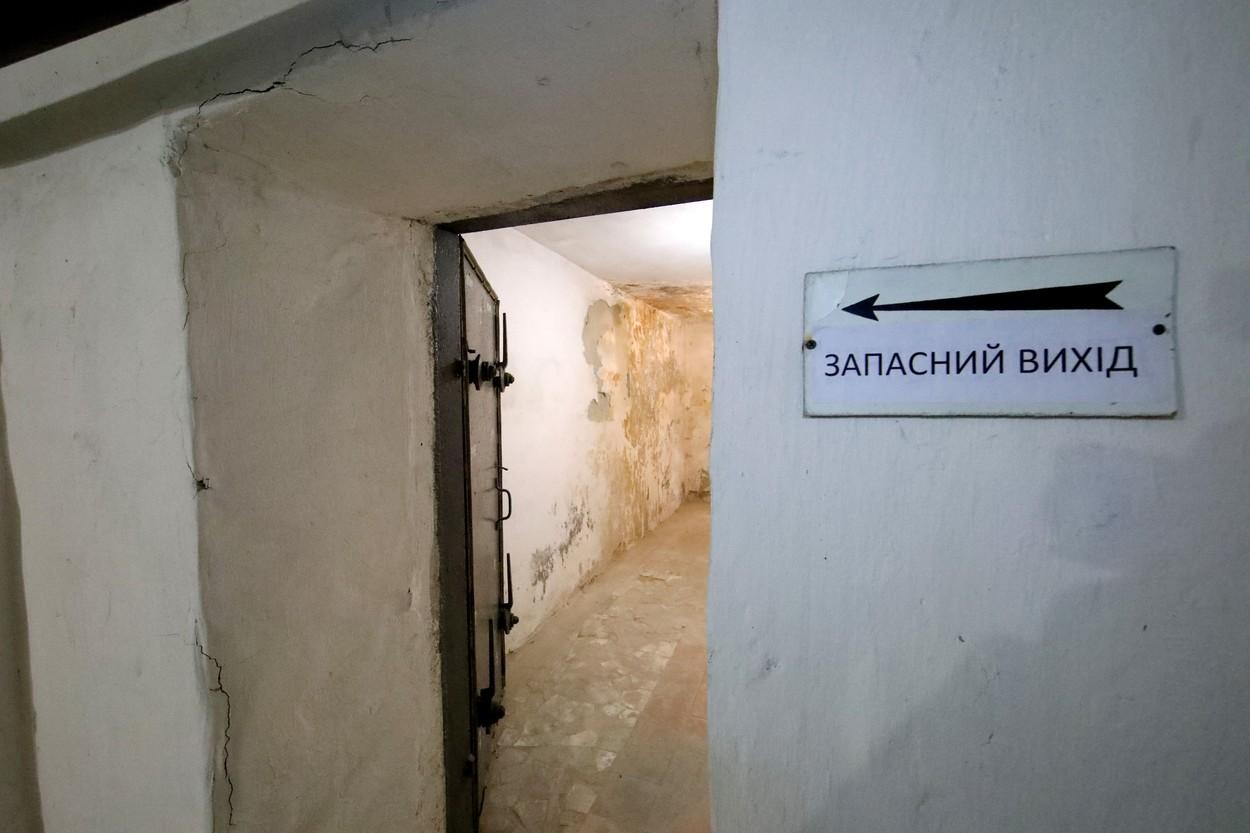 intrarea intr-un buncar din kiev