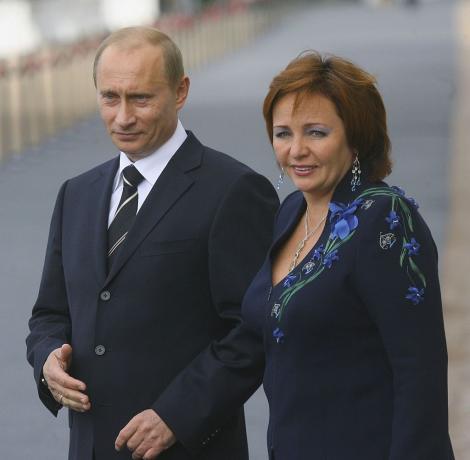 Cum arată și cu ce se ocupă fiicele lui Vladimir Putin, Maria și Katerina. Președintele Rusiei le-a ținut ascunse de public