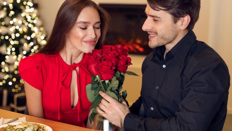 De ce se dau trandafiri roșii de Valentine’s Day. Care este explicația acestui gest și cum a ajuns să fie un obicei