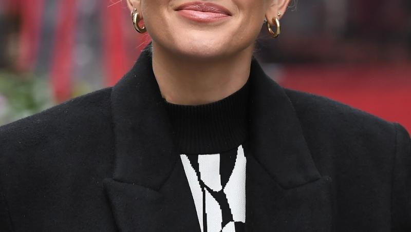 Cât de îndrăzneață a fost ținuta aleasă de Ashley Roberts la gala Brit Awards 2022. A întors toate privirile