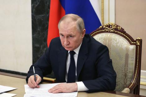 Cum arată sosia lui Vladimir Putin. Slawek Sobala seamănă izbitor cu președintele Rusiei: „Mă tem pentru viața mea”