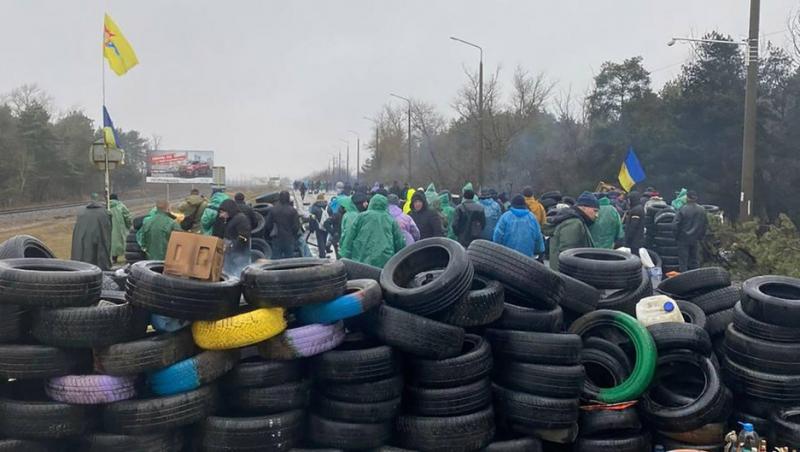 Cum apără ucraineni cea mai mare centrală nucleară din Europa, Energodar. Soldații și civilii luptă împreună