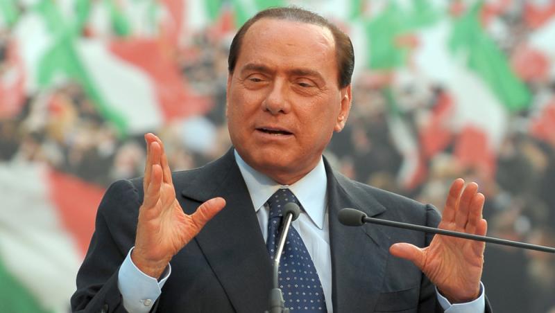 Silvio Berlusconi s-a căsătorit cu o femeie cu 53 de ani mai tânără