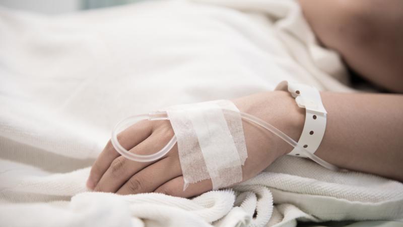 O femeie cu tuse și respirație grea a mers la medic crezând că e răcită. Doctorii i-au dat o veste ce i-a schimbat viața radical