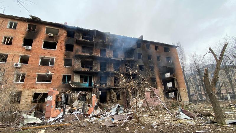 Oficialii ucraineni confirmă capturarea oraşului Herson de către armata rusă. Imagini cu dezastrul provocat în mai multe zone