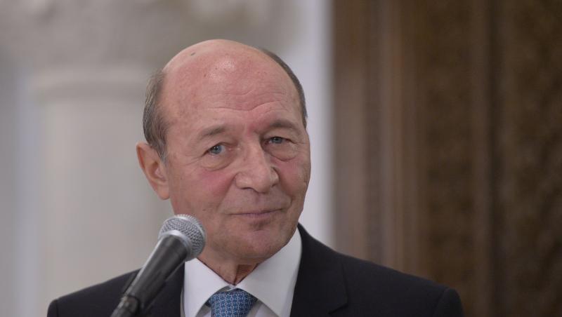 Traian Băsescu a fost externat. Cum se simte fostul președinte al României și ce a transmis soția acestuia