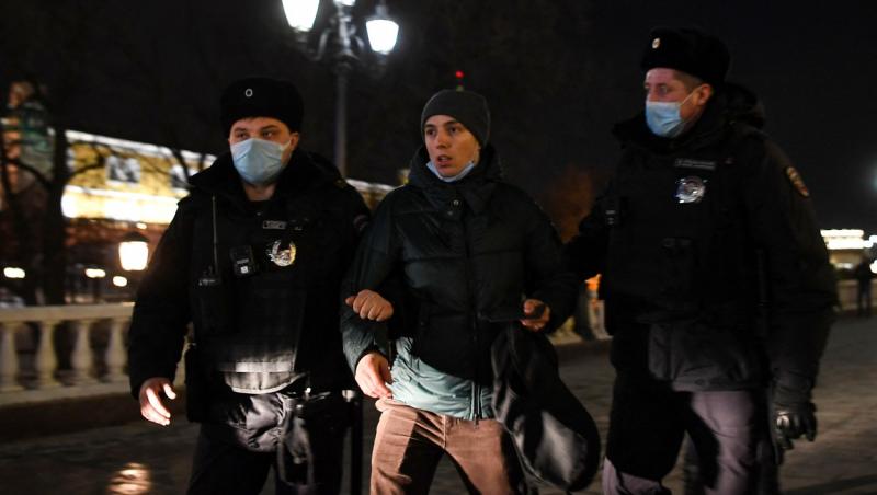 Un preot rus a fost arestat din cauza faptului că a protestat împotriva războiului din Ucraina. Ce s-a întâmplat