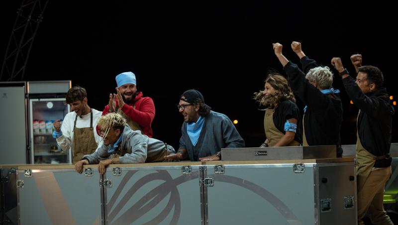 Chefi fără limite, 7 martie 2022. Daniel Tudor (Ken) s-a dezlănțuit și a făcut show senzual pentru grecoaice