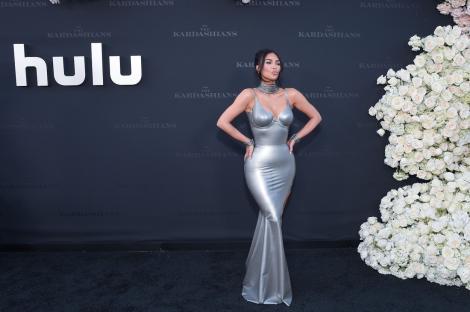 Cât de provocatoare a apărut Kim Kardashian la premiera noului show, "The Kardashians", din Los Angeles