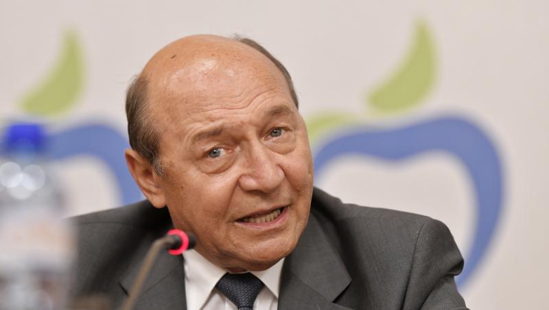 Traian Băsescu se mută într-un apartament nou