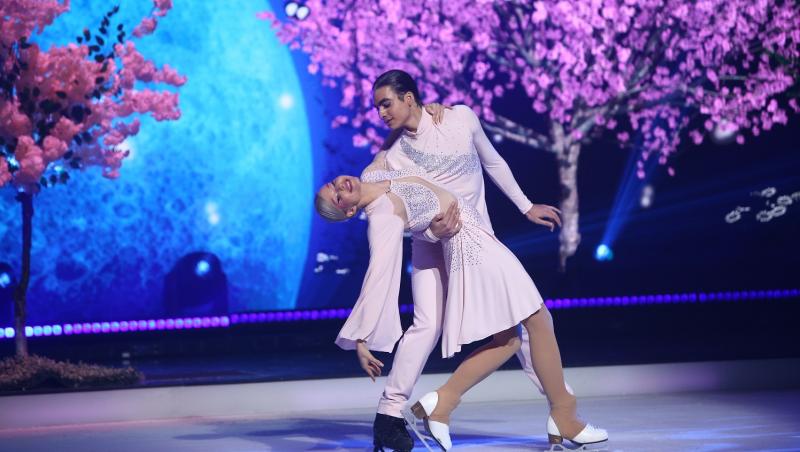Sâmbătă seară se aleg finaliștii Dancing on Ice – Vis în doi, live, de la 20.00, la Antena 1