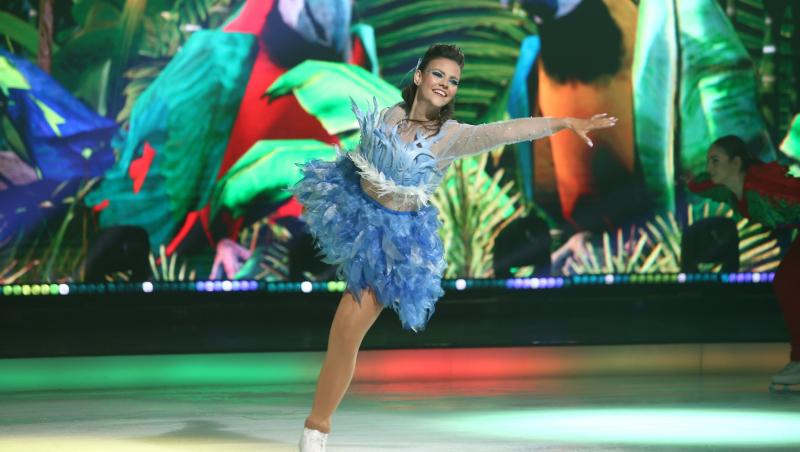 Dancing on Ice - Vis în doi, 2 aprilie 2022. Cosmin Natanticu și Maria Andreea Coroamă, dansul elegant cu care au făcut show
