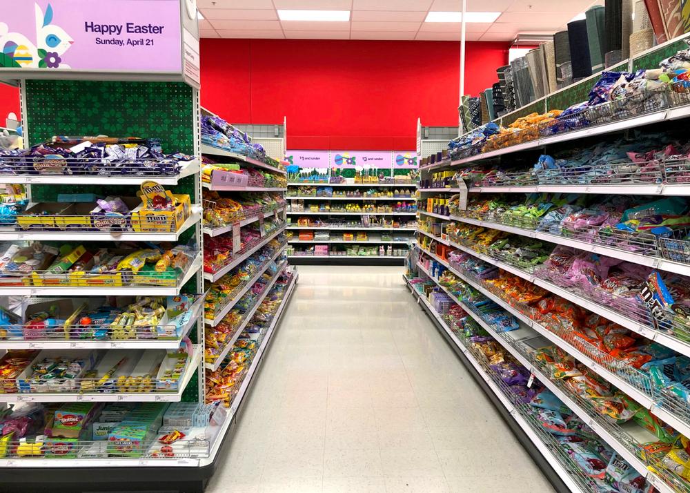 Alertă alimentară! Focar de salmonella la nivel internațional, cauzat de consumul de ciocolată. ANSVSA a publicat lista cu produse