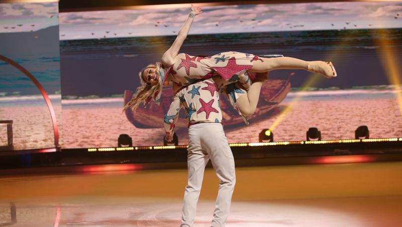 Dancing on Ice - Vis în doi, 9 aprilie 2022. Sore și Grațiano Dinu s-au descurcat frumos pe gheață. Iată ce au spus jurații