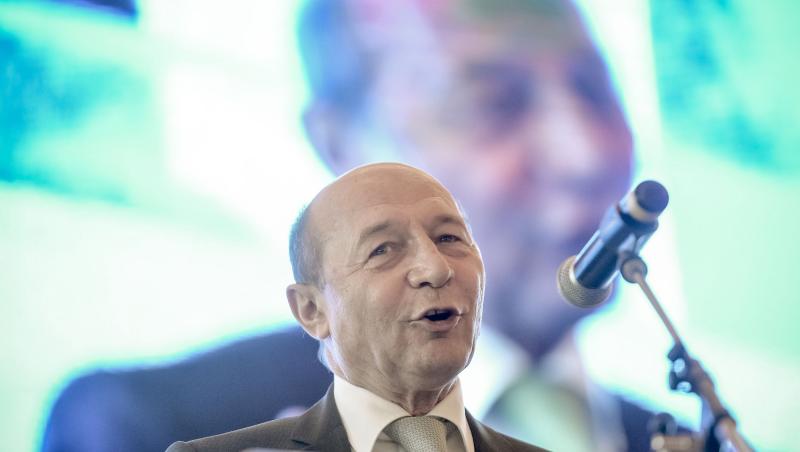 De ce refuza Traian Băsescu să părăsească vila de protocol. Acesta ar putea fi evacuat, dar nu pleacă. Motivul pe care îl invocă