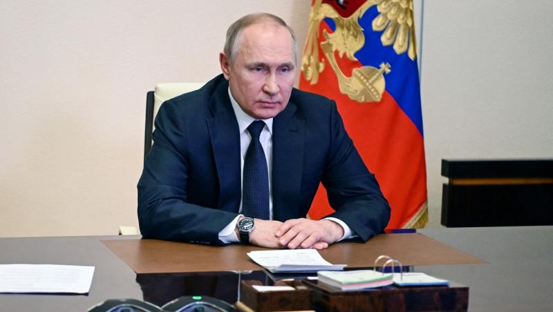 Motivul pentru care Vladimir Putin trebuie să își întrerupă de mai multe ori întâlnirile importante. Ce spune un spion britanic