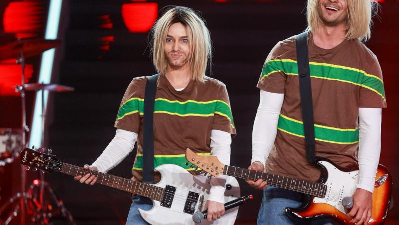 Te cunosc de undeva! 28 mai 2022. Alexia Ţalavutis şi Dima Trofim au făcut show incendir marca Nirvana - Smells Like Teen Spirit