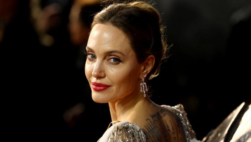 Shiloh Jolie-Pitt, fiica Angelinei Jolie și a lui Brad Pitt, a surprins cu o schimbare de look. Cum a fost pozată de paparazzi