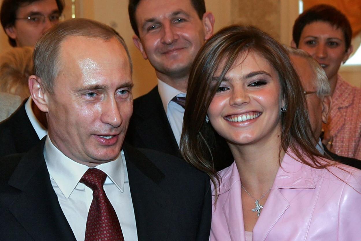 Alina Kabaeva, presupusa amantă a lui Vladimir Putin, inclusă în pachetul UE de sancţiuni. Pentru ce este ea celebră