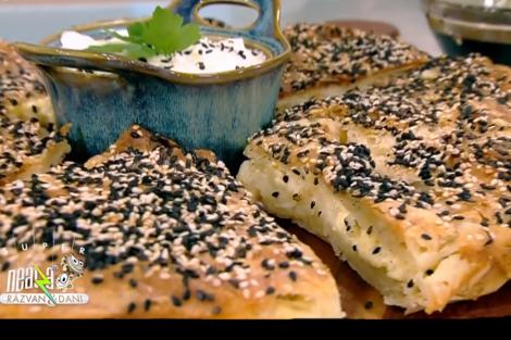 Borek. Rețetă de plăcintă turcească cu iaurt și brânză preparată de Adriana Rusu la Super Neatza, 9 mai 2022