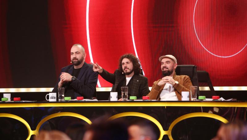 Stand-up Revolution sezonul 1, 5 iunie 2022. Olga Camacho, concurenta cu glume despre delfini. “Lăsați delfinii să vină la mine”