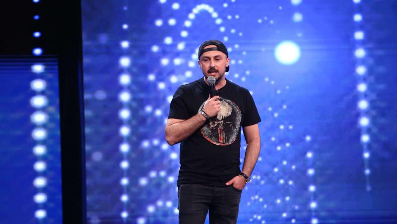 Stand-up Revolution sezonul 1, 5 iunie 2022. George Țintă, one-linere-le care au atras atenția juraților. În ce echipă a ajuns