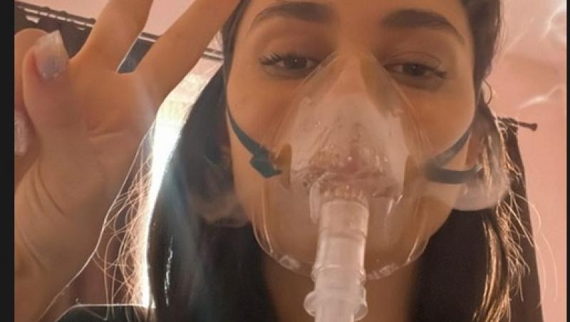 Mira s-a pozat cu mască de oxigen, după ce mai multe zile a spus că se simte rău. Ce se întamplă cu artista