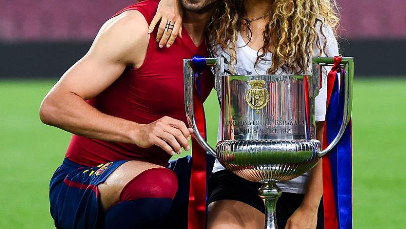 Ce face Pique după ce s-a aflat că a înșelat-o pe Shakira. Presa internațională vuiește: 