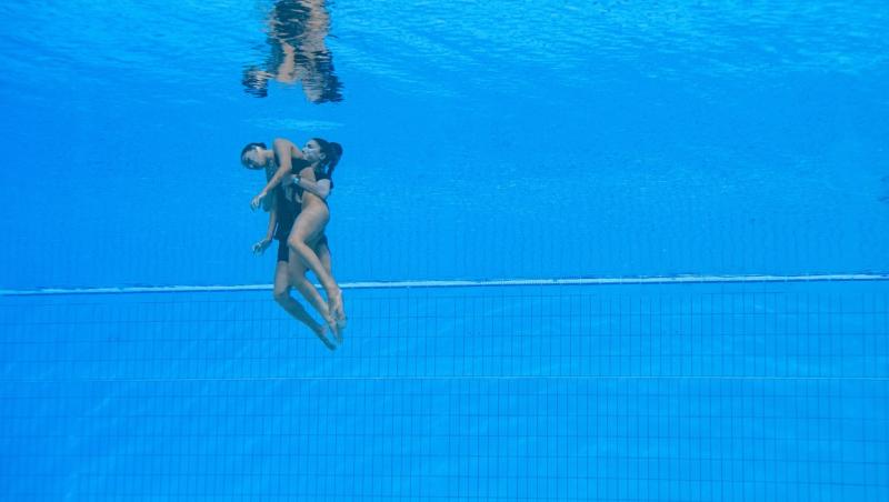 Motivul pentru care salvamarii n-au sărit în apă la timp să o ajute pe Anita Alvarez, înotătoarea care a leșinat în bazin