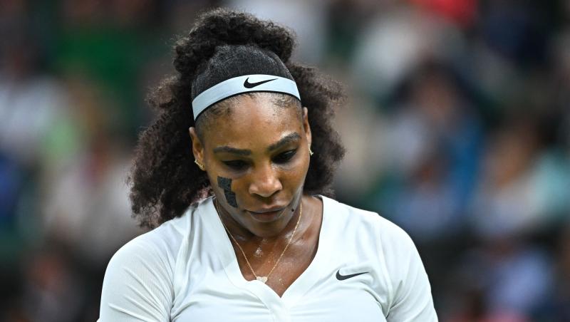 Motivul pentru care Serena Williams poartă plasturi pe față. De ce afecțiune suferă una dintre cele mai titrate tenismene din lume