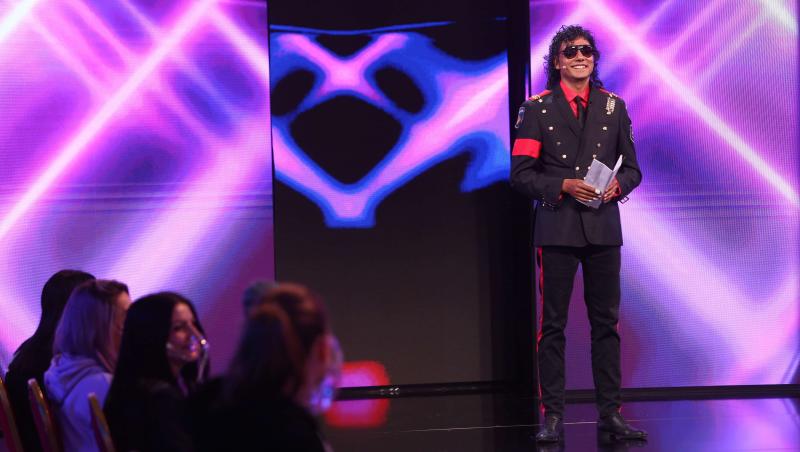 Stand-up Revolution sezonul 1, 12 iunie 2022.Florin Baicu a venit îmbrăcat ca Michael Jackson: