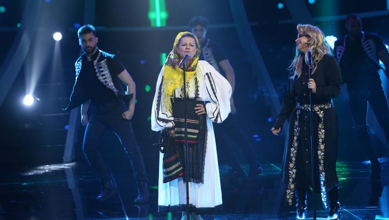 Te cunosc de undeva! 2 iulie 2022. Maria Buză şi Paula Chirilă au interpretat duetul spectaculos dintre Feli & Floara Calotă