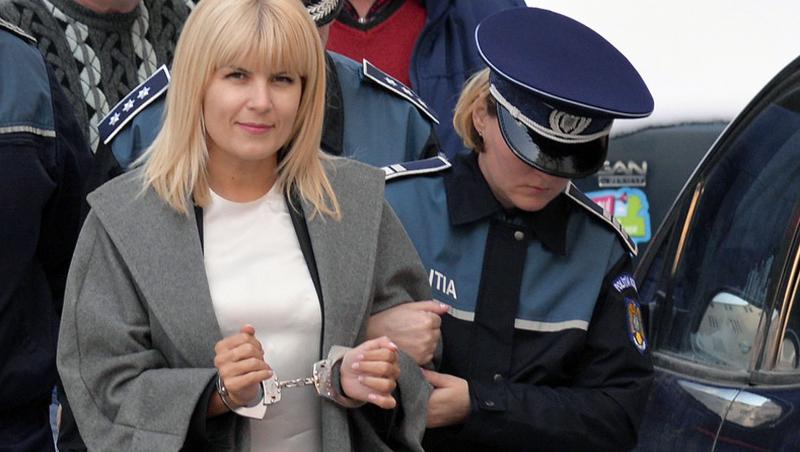 Elena Udrea se află acum încarcerată la penitenciarul Târgușorul Nou de lângă Ploiești. Conform avocatei sale, fostul politician refuză să mănânce și consideră că este închisă pe nedrept. În tot acest timp, afacerile ei continuă să meargă și conturile Elenei Udrea continuă să crească