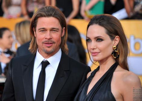 Brad Pitt a mers să-i viziteze pe gemenii pe care îi are cu Angelina Jolie. Cum a reacționat actrița