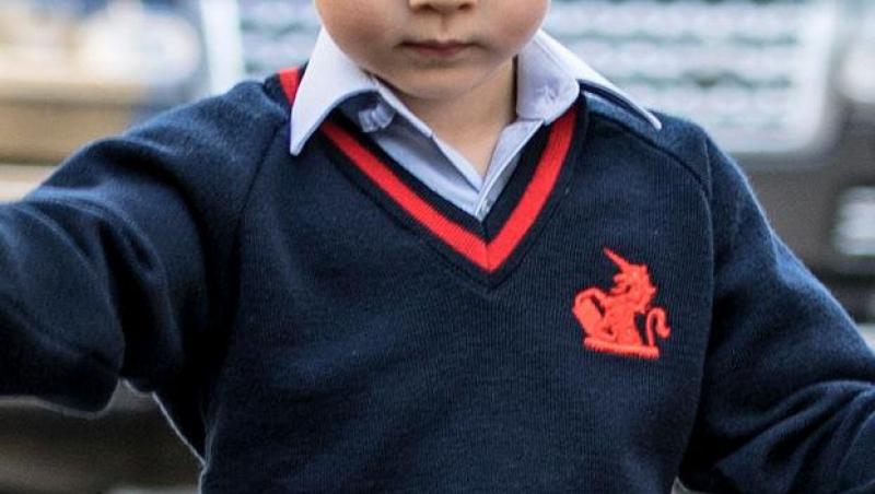 Prințul George a împlinit 9 ani! Fiul ducilor de Cambridge seamănă din ce în ce mai tare cu tatăl său. Noua fotografie aniversară