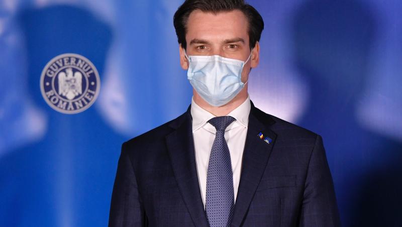 Vine valul 6 al pandemiei în România, subvarianta BA.5 a Omicron este foarte contagioasă. Ce restricții s-ar putea impune