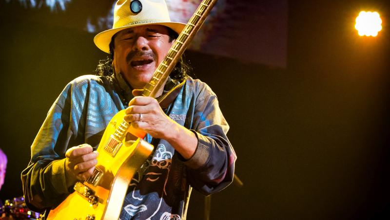 Primele declarații ale lui Carlos Santana după a leșinat pe scenă. Ce s-a întâmplat cu chitaristul și cum se simte acum VIDEO