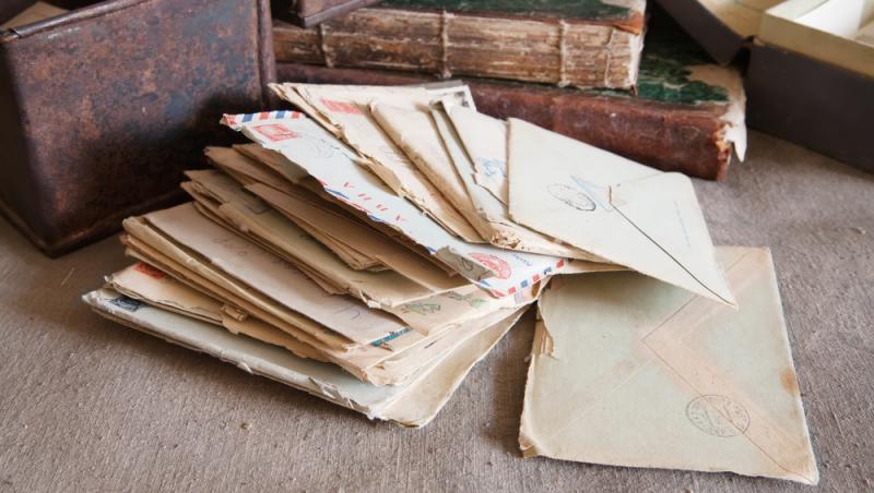 Un bărbat renova o casă veche și a găsit o scrisoare veche, expediată în anul 1987. Mesajul hilar a ajuns imediat viral