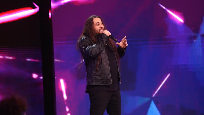 Stand-up Revolution sezonul 1, 10 iulie 2022. Alin Coiotu, rockerul care a testat jurații. Ce provocare le-a dat. „Câtă încredere”