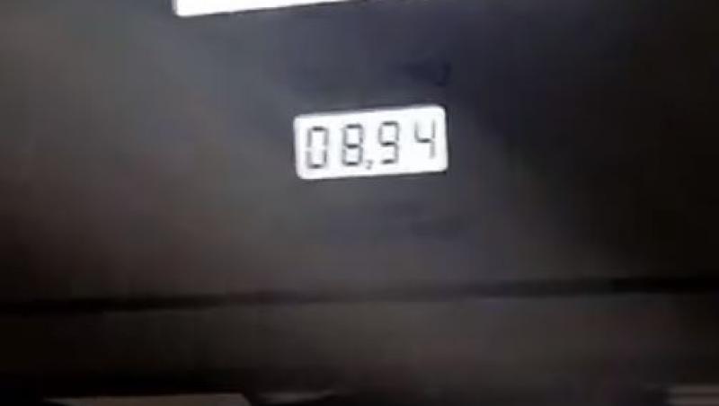 ”Țeapa” din benzinărie care a ajuns virală. Un bărbat a observat că pompa îl taxa, deși ”alimenta” cu aer în loc de motorină