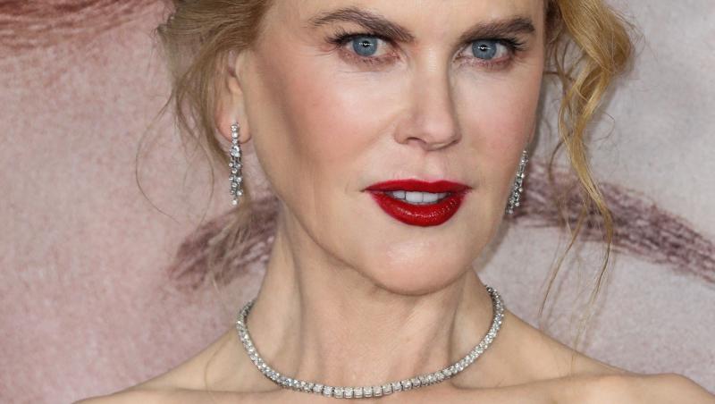 Nicole Kidman, „arsenal” de mușchi în cel mai nou pictorial! Cum arată diva de 55 de ani în fustă mini