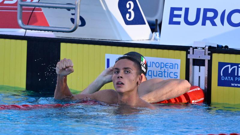 David Popovici, un nou record la Campionatul Mondial de înot pentru juniori. România a obținut aur și argint