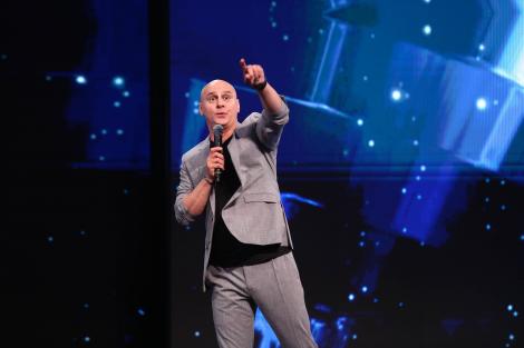 Finala Stand-up Revolution sezonul 1, 7 august 2022. Dan Țuțu, finalistul care i-a lăsat pe jurați fără cuvinte. „Ce tăvălug!”