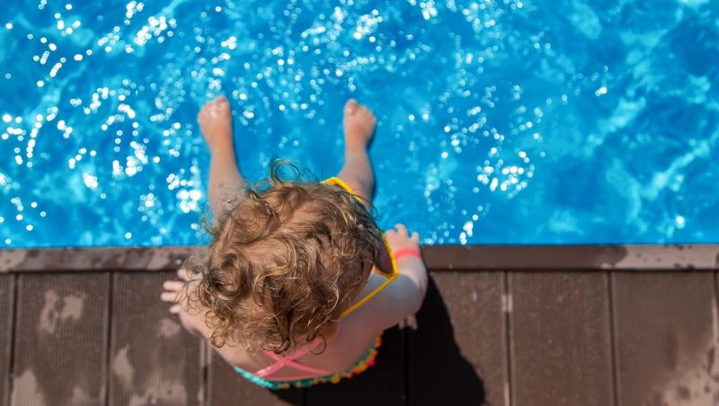 După ce a fost la piscină, un băiat a început să se simtă rău. Peste 2 săptămâni, medicii i-au dat un diagnostic crunt