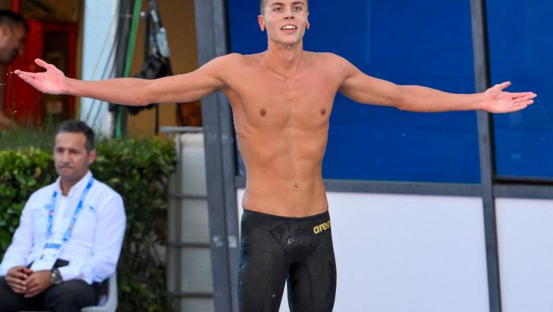 David Popovici a cucerit medalia de aur la proba de 200 de metri liber a Campionatului Mondial de înot pentru juniori de la Lima