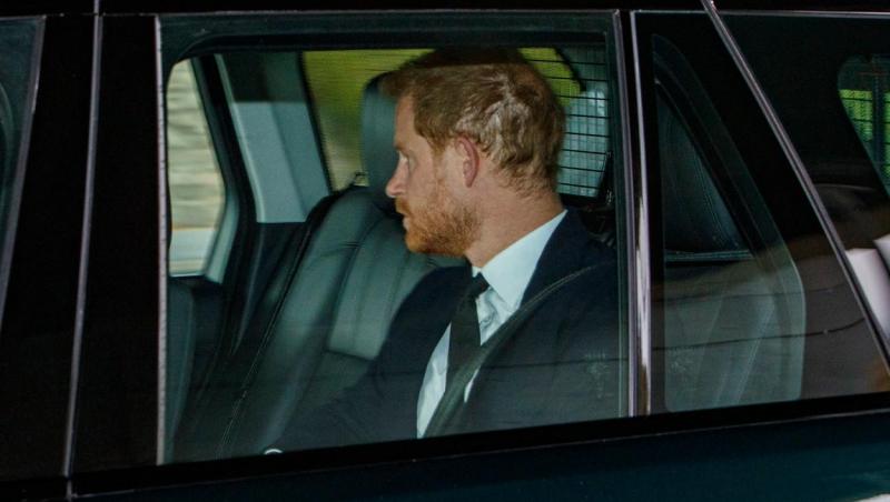 Cum răspunde Palatul Buckingham acuzațiilor că Prințul Harry a fost ultimul informat despre moartea bunicii Elisabeta