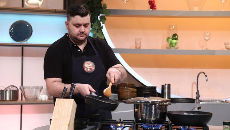 Ionuț Florin Zălău a venit în ediția 4 a sezonului 10 Chefi la cuțite, de pe data de 7 septembrie 2022, să gătească un preparat de-a dreptul spectaculos
