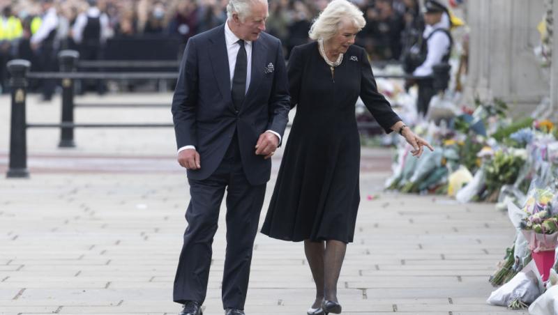 Gestul emoționant făcut de Regele Charles către Camilla, soția sa. Ce s-a întâmplat când au ajuns la Palatul Buckingham