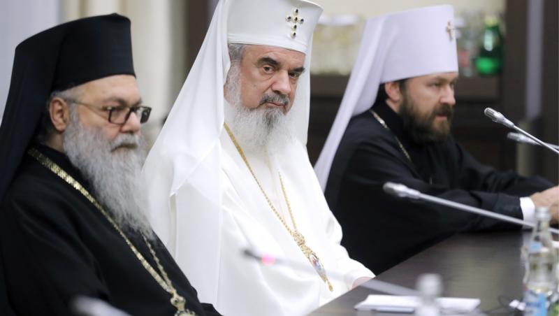 De ce Patriarhul Daniel nu a putut să mai slujească în noaptea dintre ani. Ce probleme de sănătate are